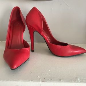 Red Pumps!
